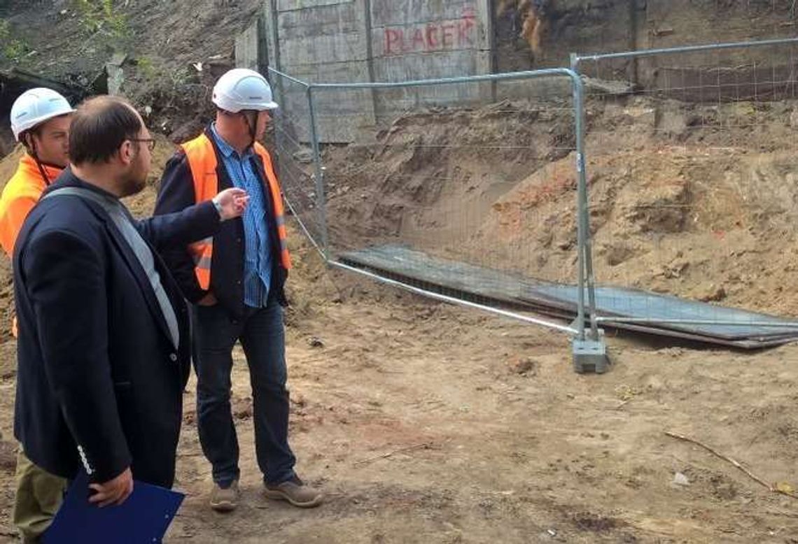 Tajemnicze odkrycie pod ul. Wyszyńskiego. "Na pewno jest to obiekt historyczny" Tajemnicze odkrycie pod ul. Wyszyńskiego. "Na pewno jest to obiekt historyczny"