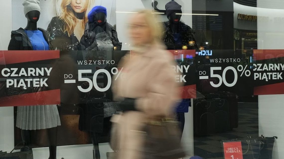 Tak nas kuszą sklepy przed Black Friday. Promocje, które mogą okazać się pułapkami