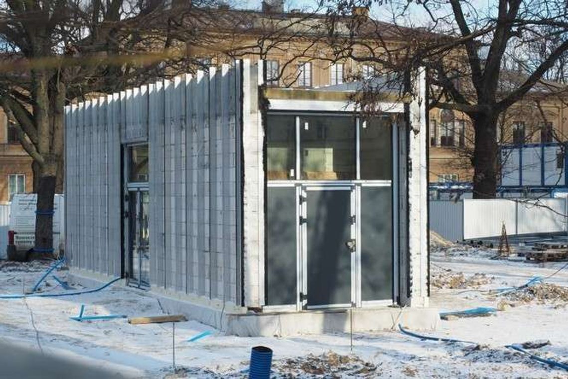 Tak wygląda nowa toaleta na placu Litewskim. Jak się wam podoba?