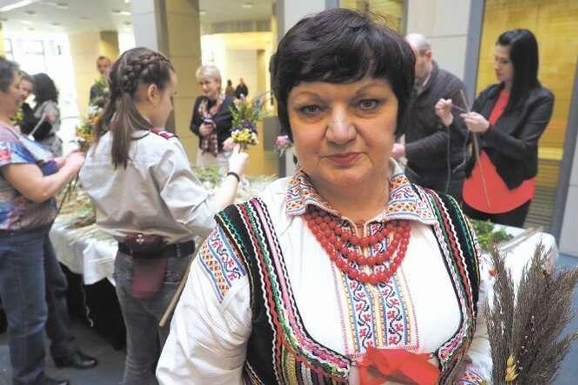 Taką palmę wije się trzy dni. Ma sześć metrów wysokości