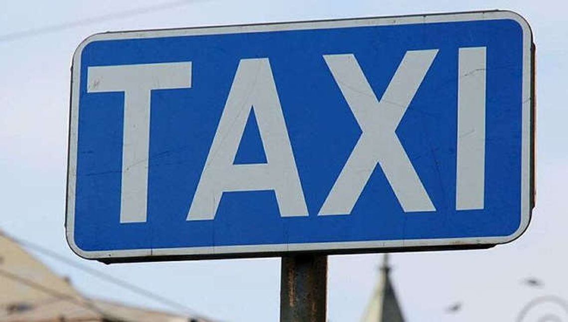 Taksówkarze źli, bo stracili postój Taksówkarze źli, bo stracili postój