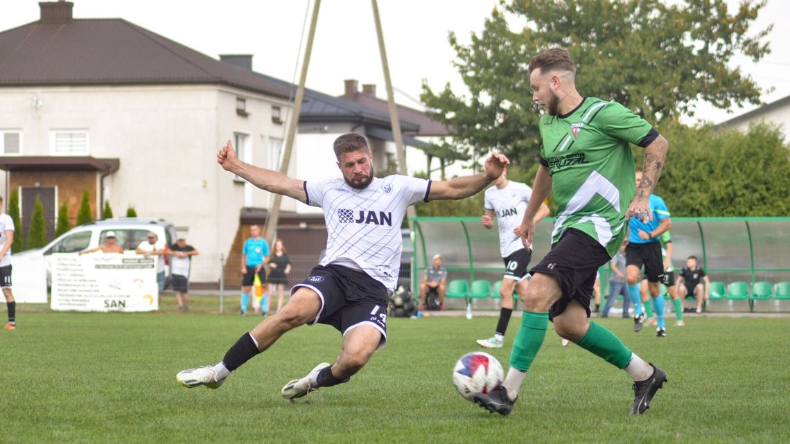 Tanew Majdan Stary lepsza od Huczwy Tyszowce. Wyniki zamojskiej klasy okręgowej Tanew Majdan Stary lepsza od Huczwy Tyszowce. Wyniki zamojskiej klasy okręgowej