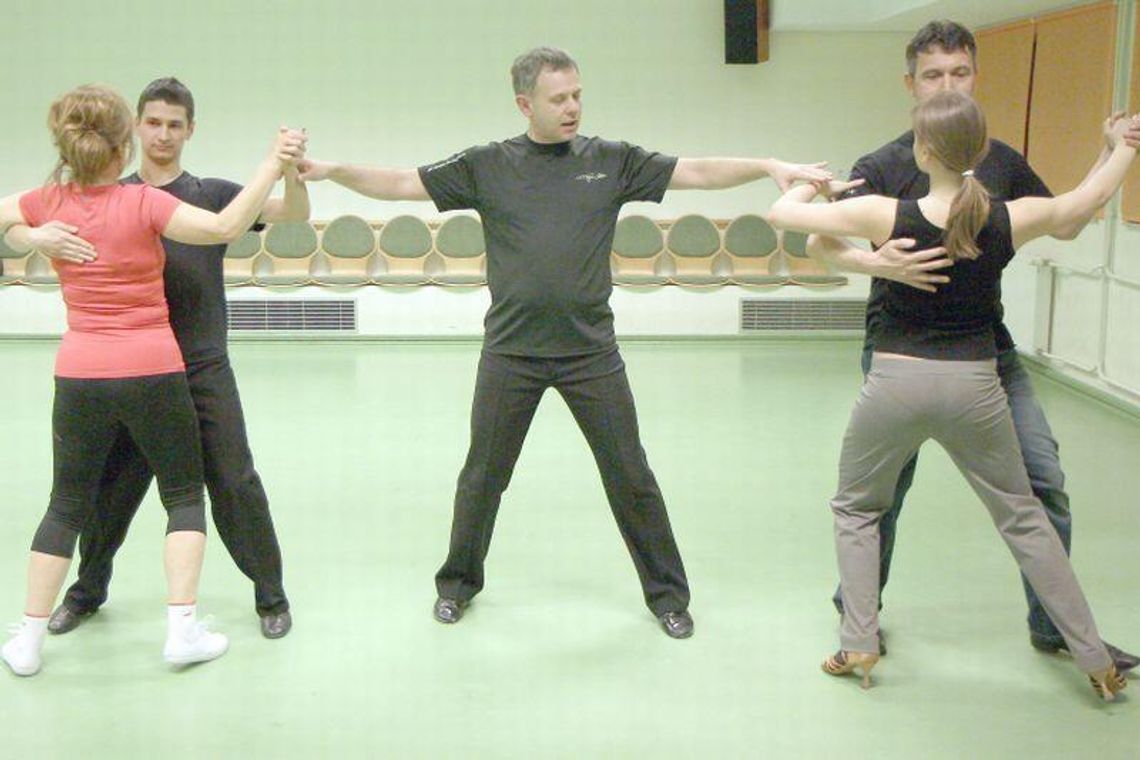 Taniec z VIP-ami: Walc angielski dla wytrwałych (wideo)