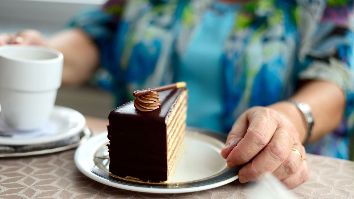 Taniej z kartą seniora w ręku. Nowe miejsca na liście ze zniżkami