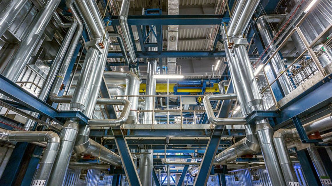 Tańsze śmieci, niższe rachunki za ciepło – rządowa strategia stawia na energię z odpadów