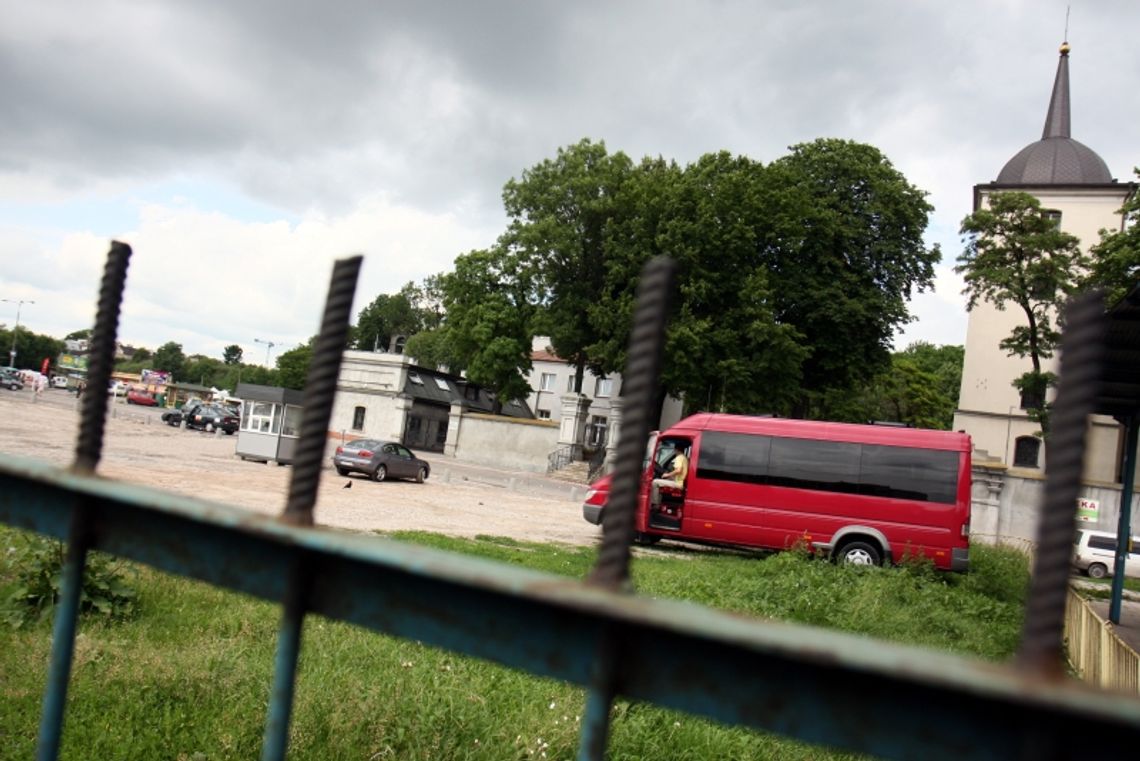 Targ i dworzec busów zostaną na 10 lat? 1300 podpisów \"za\" Targ i dworzec busów zostaną na 10 lat? 1300 podpisów \"za\"
