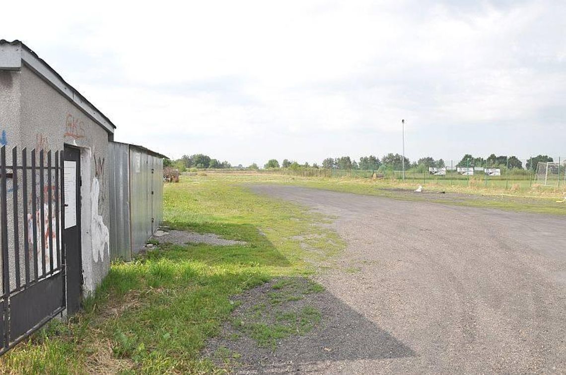 Targ zniknął ze Starego Miasta w Łęcznej. Kupcy: \"Można było poczekać\" Targ zniknął ze Starego Miasta w Łęcznej. Kupcy: \"Można było poczekać\"