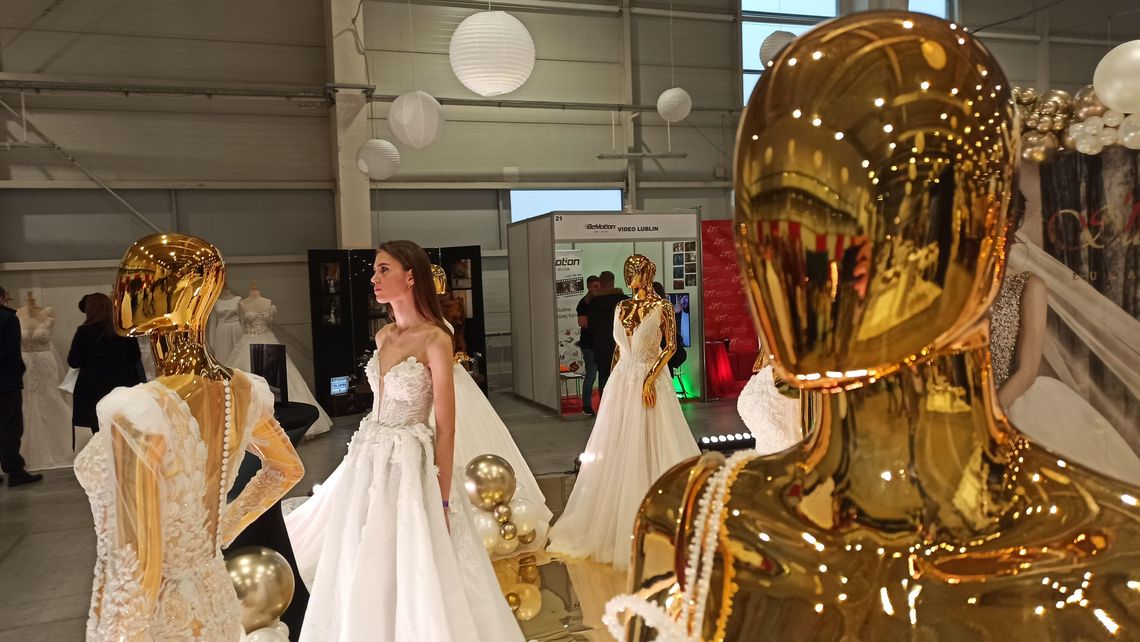 Targi ślubne w Lublinie. Zdjęcia na weselu do północy, a później niech się dzieje co chce Targi ślubne w Lublinie. Zdjęcia na weselu do północy, a później niech się dzieje co chce