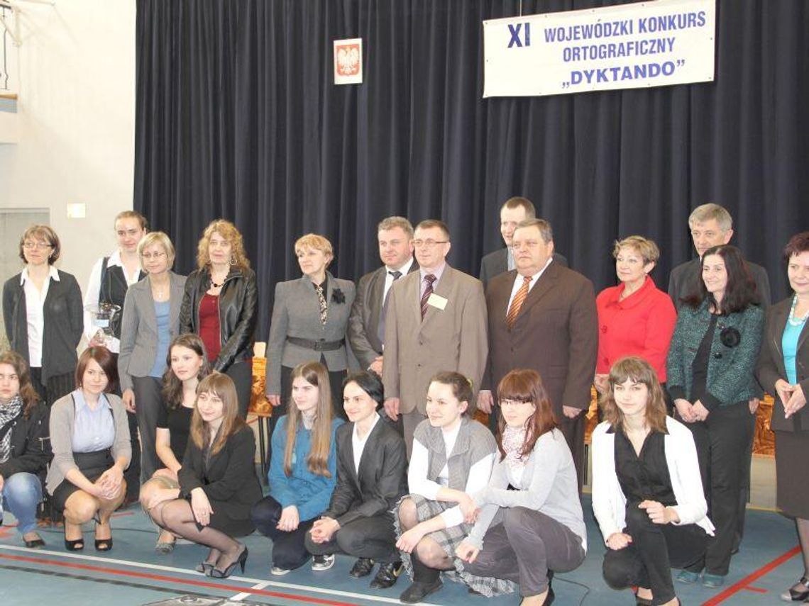 Tarnogóra: Uczniowie zmagali się z ortografią