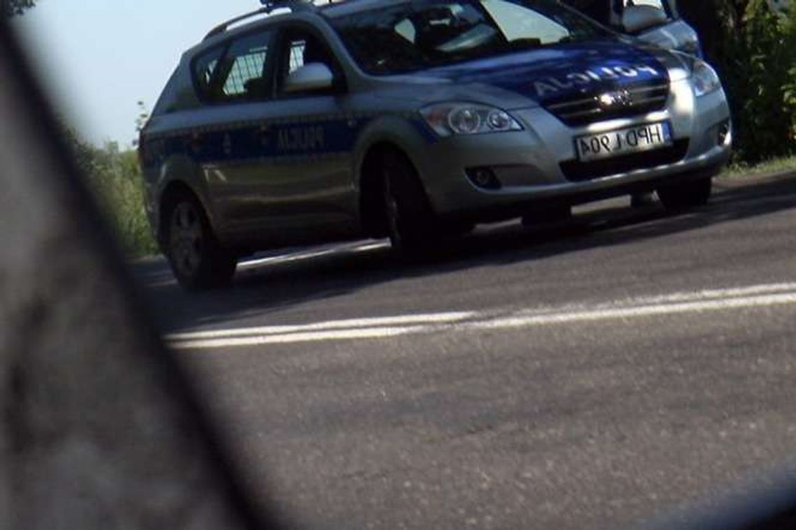 Tchórzew. Zderzyły się dwie ciężarówki i bus