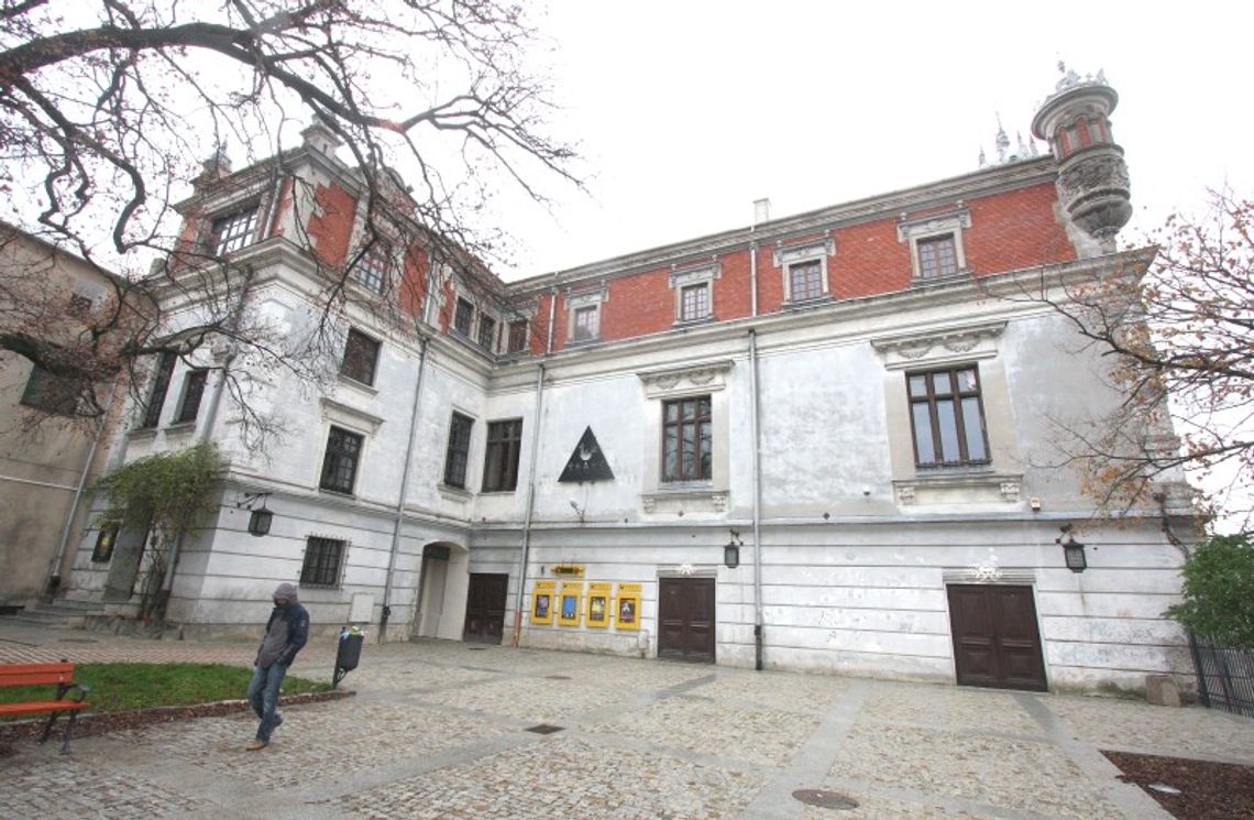 Teatr Andersena znika ze Starego Miasta. Kto jeszcze się przeprowadza? Teatr Andersena znika ze Starego Miasta. Kto jeszcze się przeprowadza?