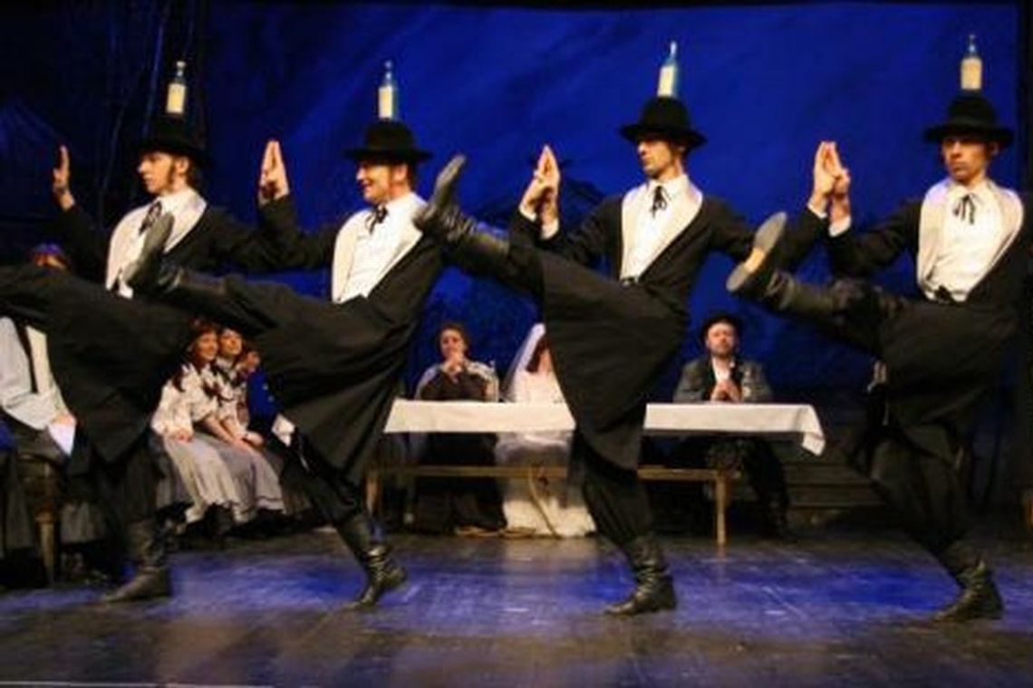 Teatr Muzyczny: Skrzypek na dachu