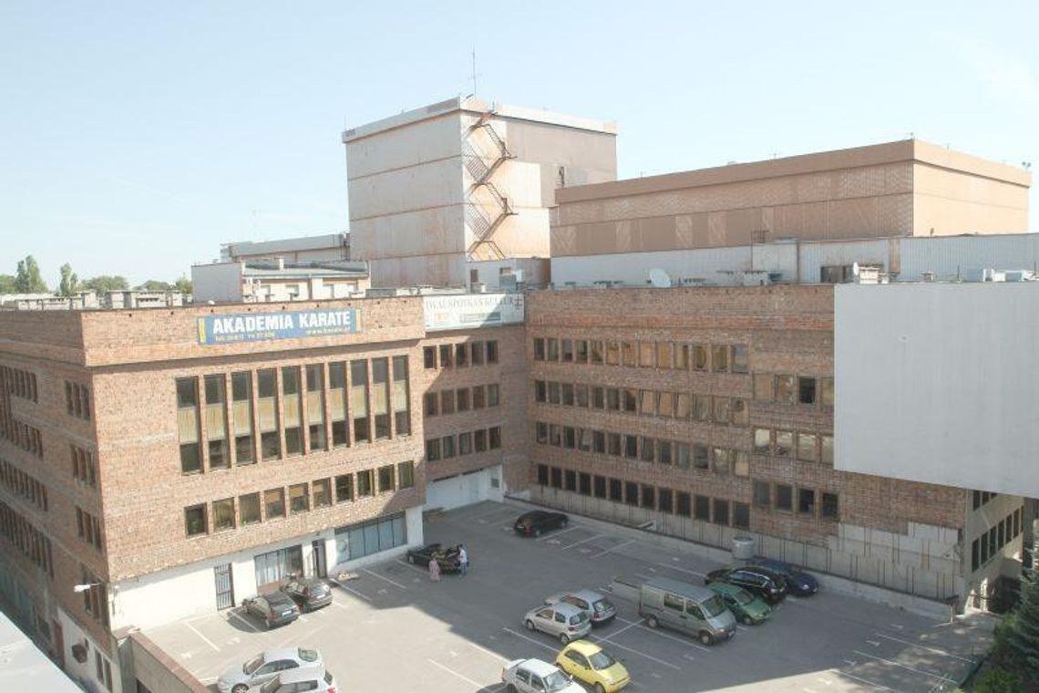 Teatr w Budowie. Wreszcie rozbiorą pomnik niemocy Teatr w Budowie. Wreszcie rozbiorą pomnik niemocy