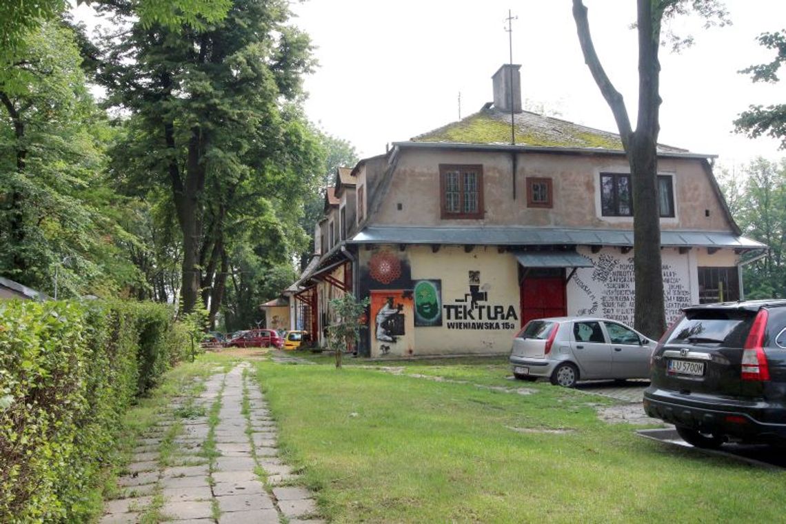 Tektura musi się wyprowadzić. Porozumienie, czy okupacja? Tektura musi się wyprowadzić. Porozumienie, czy okupacja?