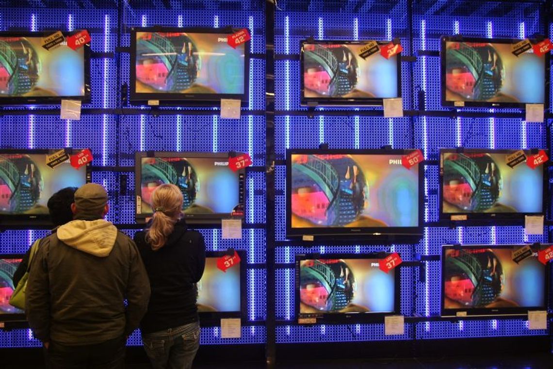Telewizor sam ostrzeże... przed burzą 