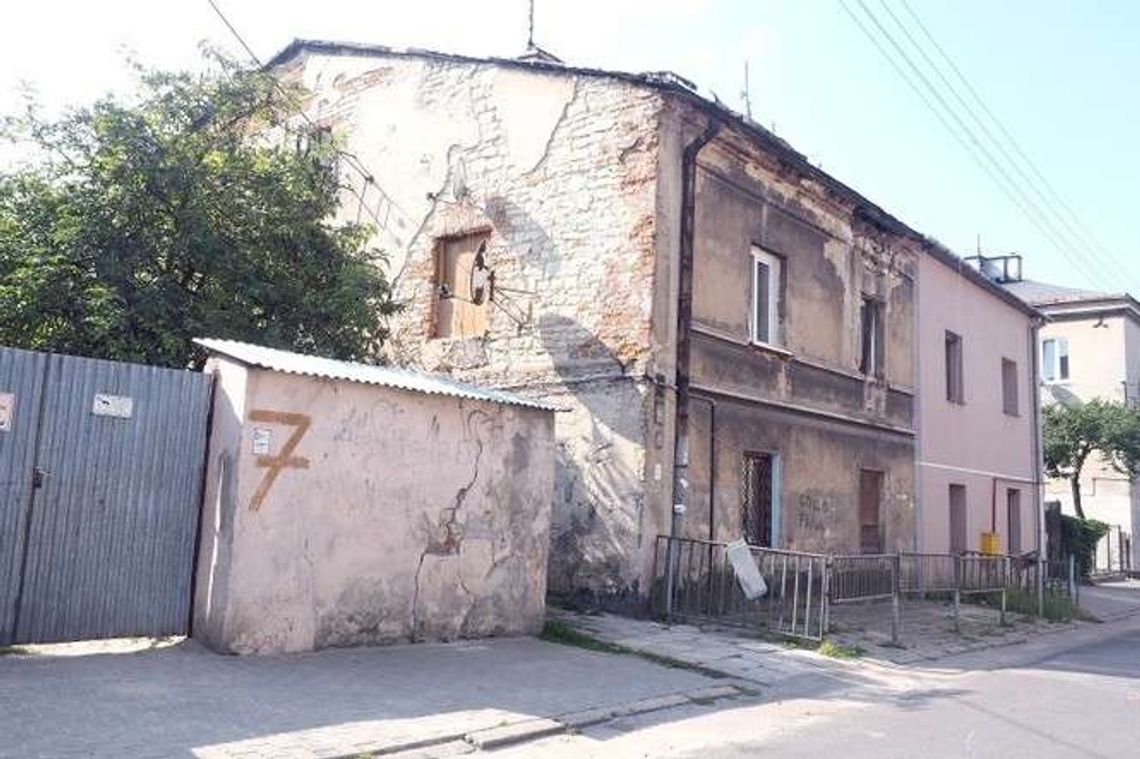 "Ten pan żąda ode mnie 405 tys. zł". Jak dzielnicowy radny „czyści” kamienicę w Lublinie