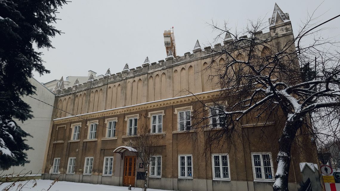 Ten zabytek przez wiele lat był siedzibą sanepidu. Jest na sprzedaż