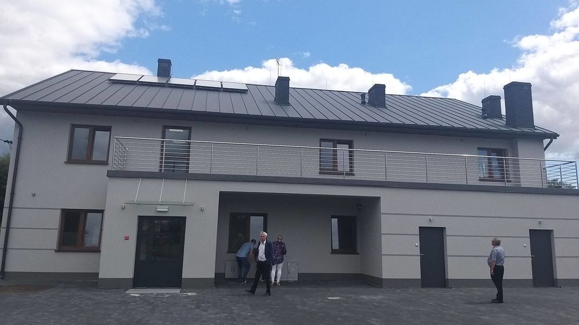 Teren Konowicy w Terespolu pięknieje. Odnowiono budynek po dawnym hotelu