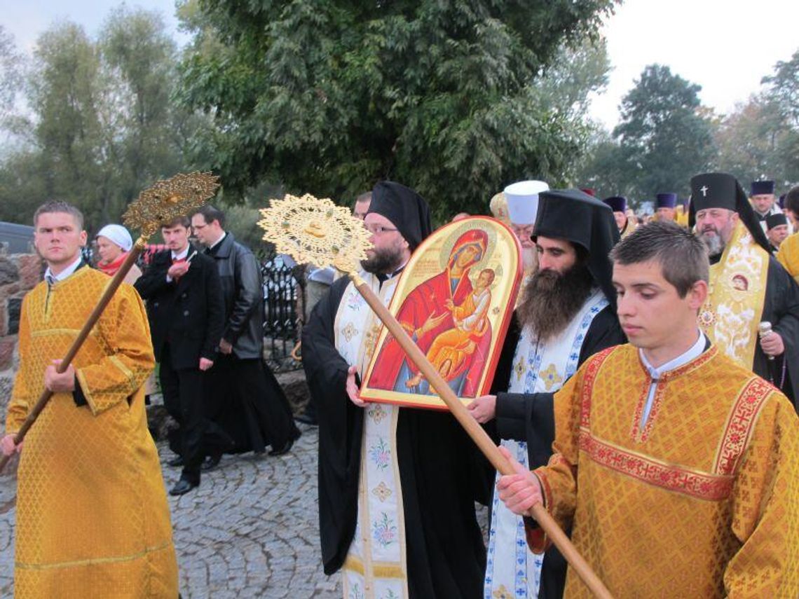 Terespol: Mnisi z Grecji przekazali ikonę do terespolskiej cerkwi (zdjęcia)