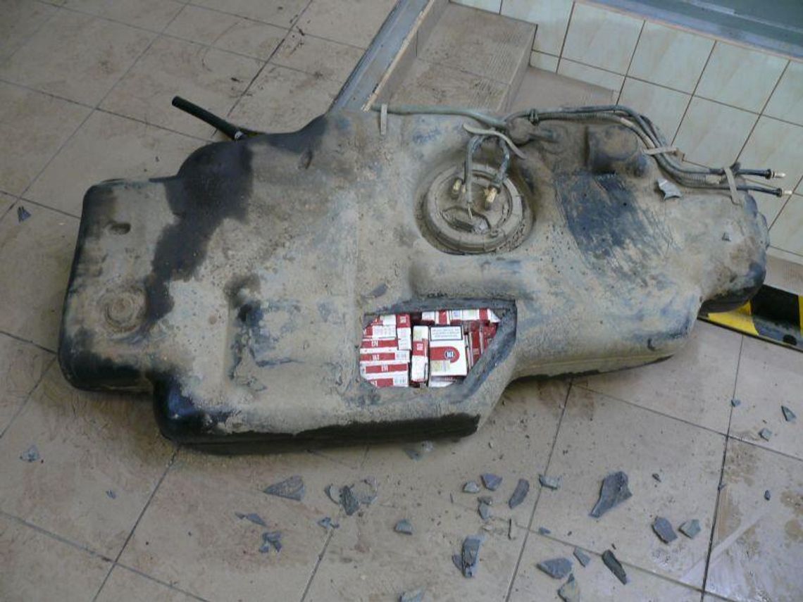 Terespol: Papierosy w zbiorniku paliwa