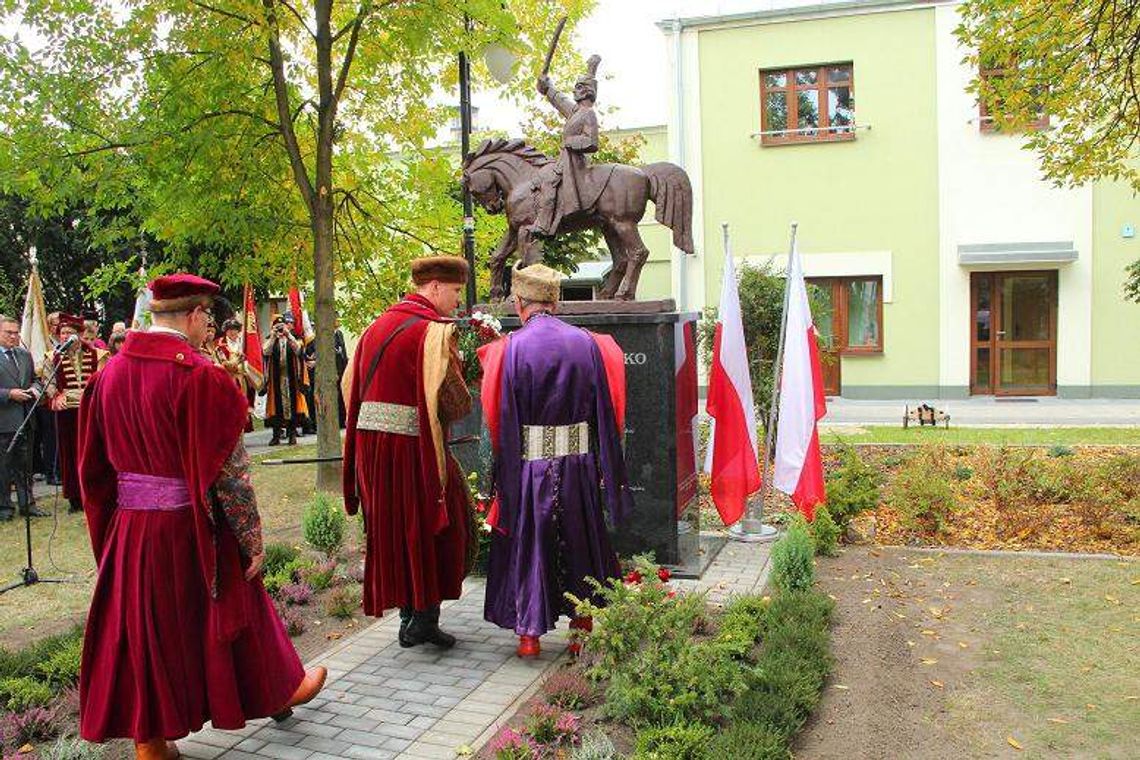 Terespol: Pomnik Kościuszki stanął w centrum
