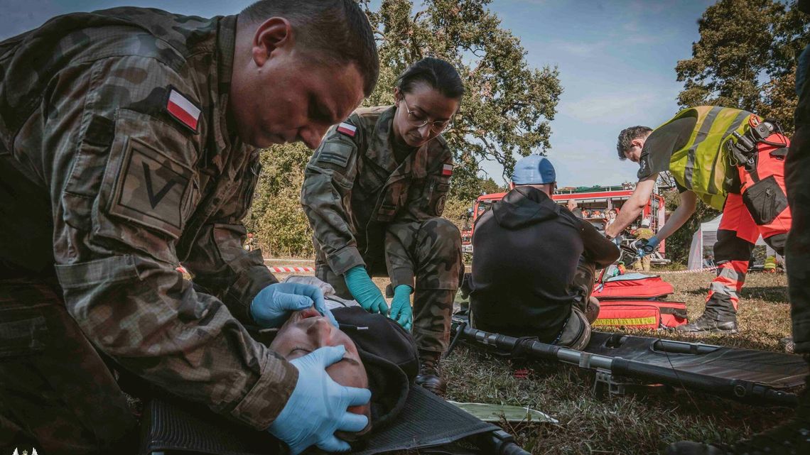 Terytorialsi w akcji. Wybuchł gaz, płonął las i doszło do wypadku