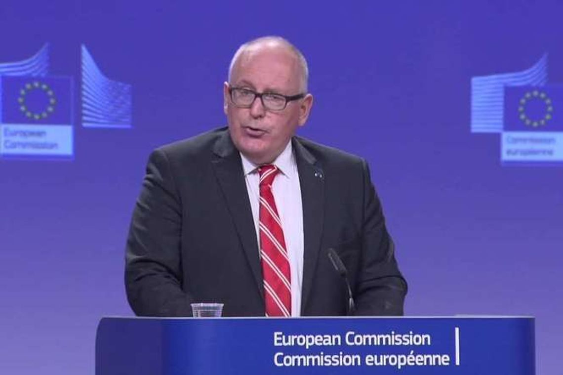 Timmermans: Komisja Europejska daje Polsce miesiąc na zmiany