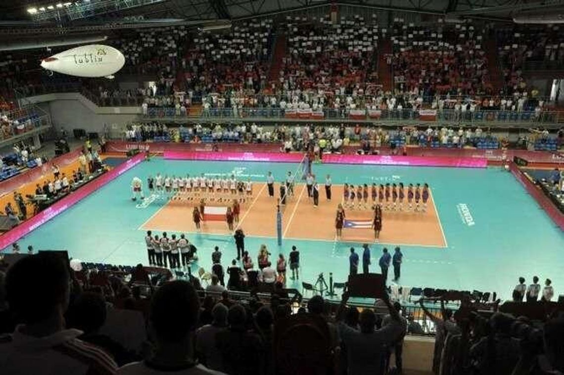 Tłumy kibiców na siatkarskim turnieju w Lublinie Tłumy kibiców na siatkarskim turnieju w Lublinie