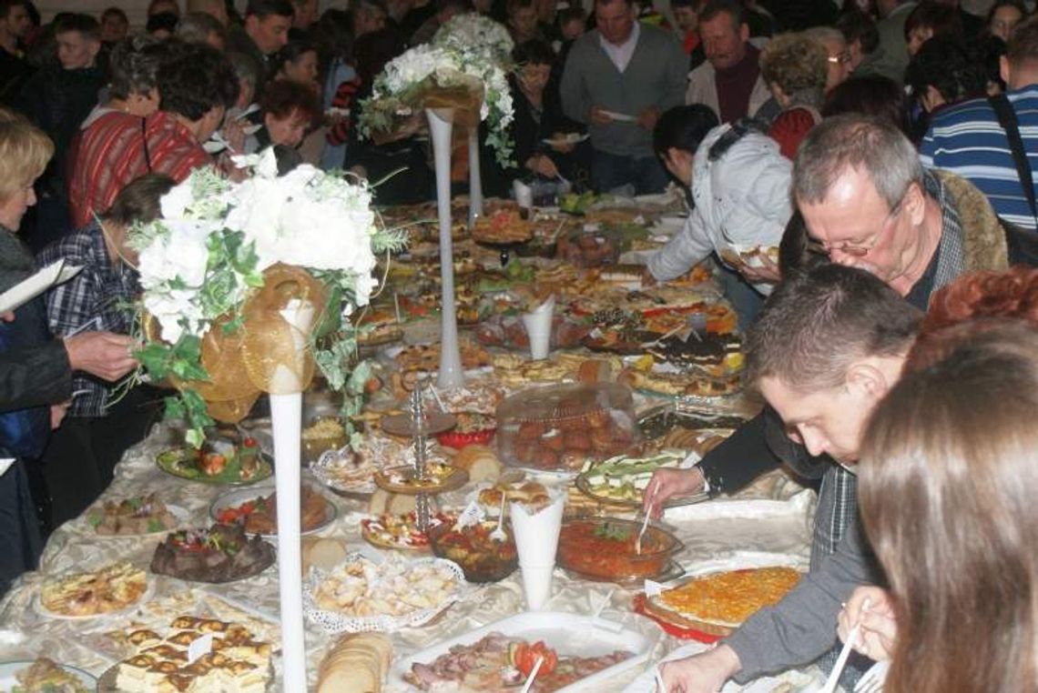 Tłusty Czwartek w Ludwinie, czyli pączki, taniec i kabaret Tłusty Czwartek w Ludwinie, czyli pączki, taniec i kabaret