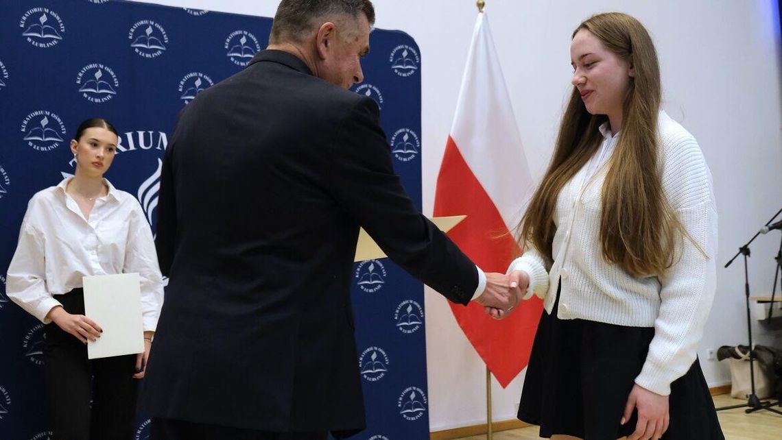 To elita wśród naszej młodzieży. Ile wynoszą stypendia od premiera i ministra edukacji?