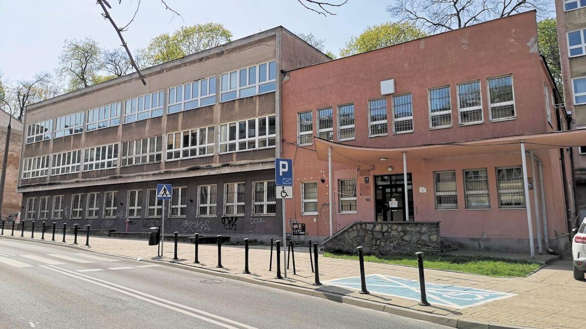 To może być rozwód bez orzekania o winie. Za nowy biurowiec miasto Lublin nie może zapłacić więcej To może być rozwód bez orzekania o winie. Za nowy biurowiec miasto Lublin nie może zapłacić więcej