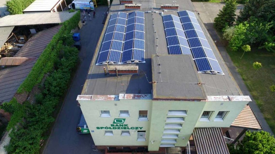 To pierwszy taki bank w Lubelskiem. Ile zaoszczędzi dzięki panelom na dachu?