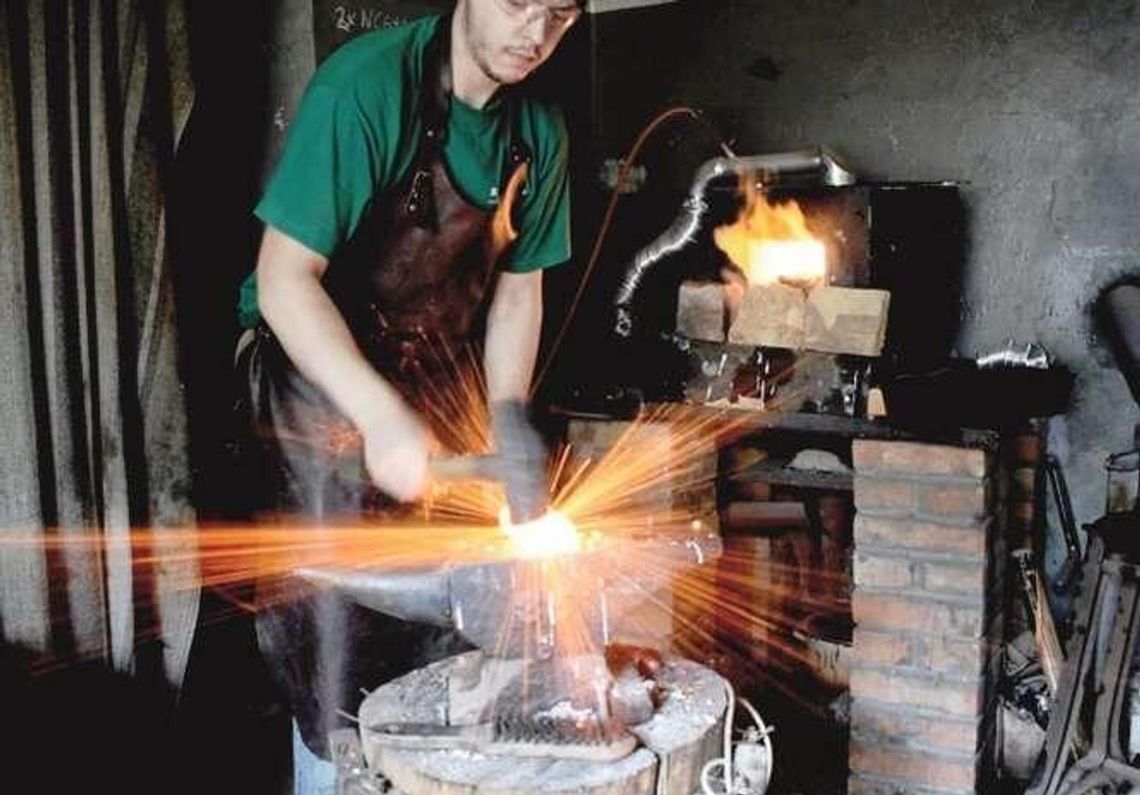 To rzemiosło przeżywa renesans. Jak pasja Dominika zmieniła się w biznes