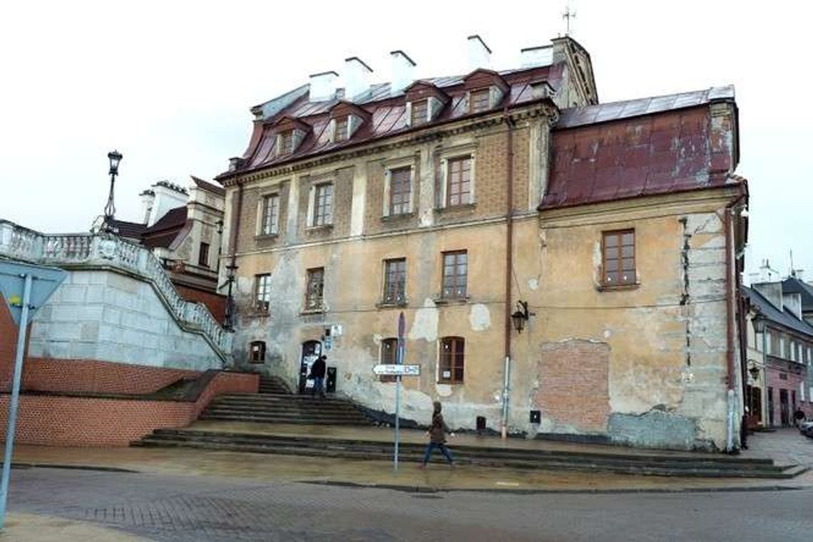 To tu Beata Kozidrak spędziła swoje dzieciństwo. Ile miasto chce za kamienicę? To tu Beata Kozidrak spędziła swoje dzieciństwo. Ile miasto chce za kamienicę?