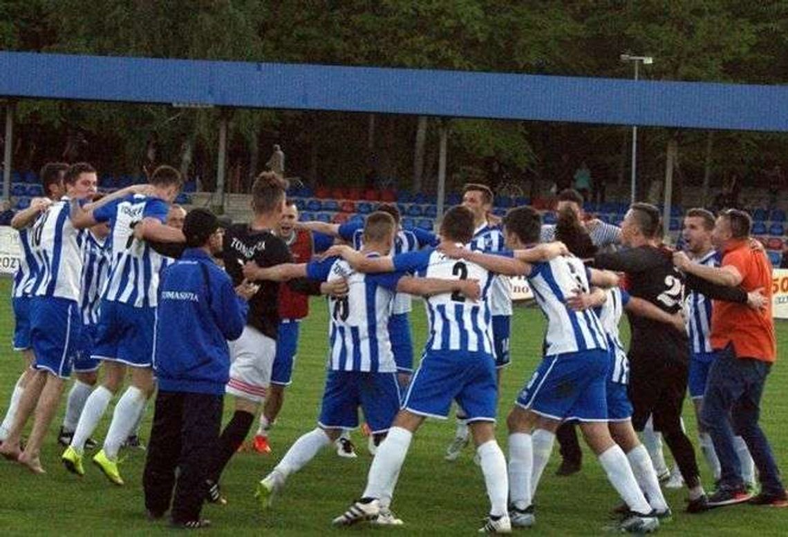 Tomasovia – Lutnia Piszczac 5:0. Goście żegnają się z IV ligą