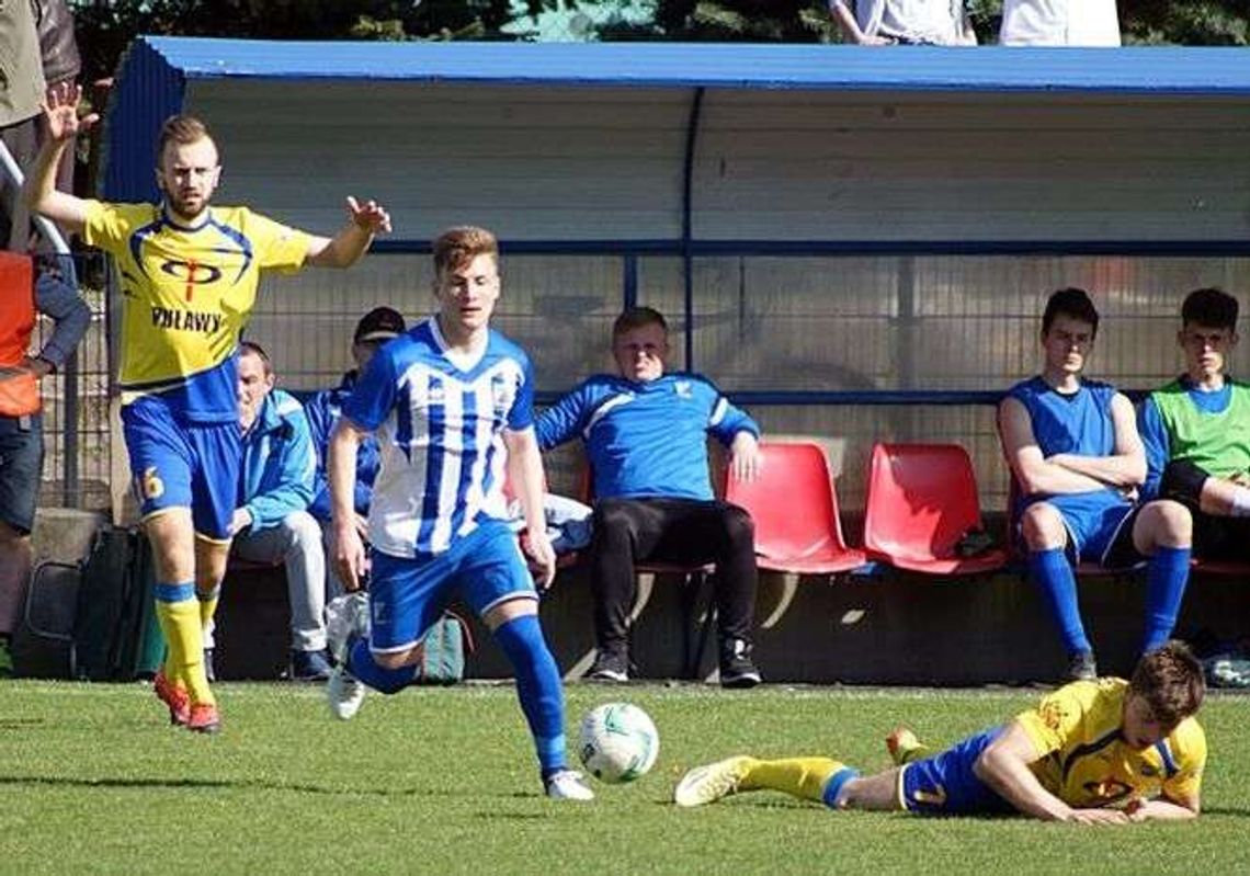 Tomasovia - Powiślak 1:1. Głowy grzały się pod bramką