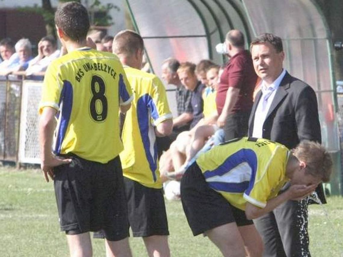 Tomasz Kamiński zostaje w Unii Bełżyce, sporo nowości w Niedrzwicy