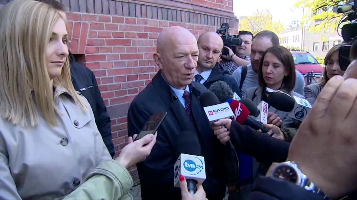 Tomasz Komenda walczy o zadośćuczynienie za niesłuszne więzienie. 1 milion za każdy rok za kratkami Tomasz Komenda walczy o zadośćuczynienie za niesłuszne więzienie. 1 milion za każdy rok za kratkami