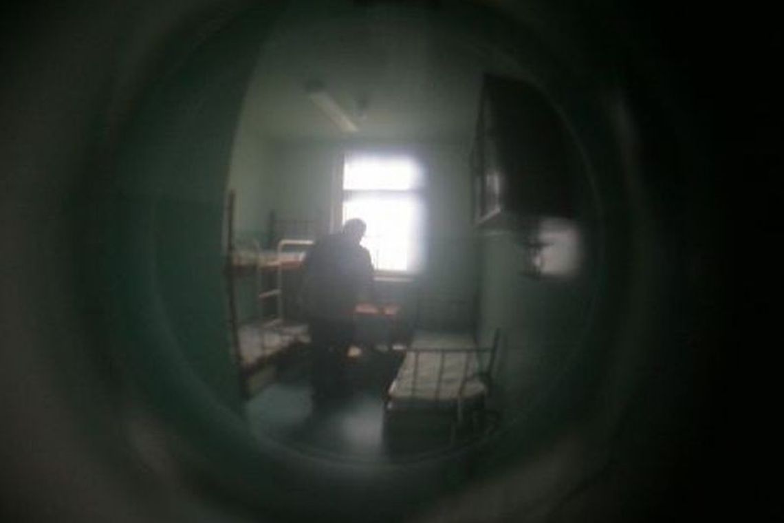 Tomaszów Lubelski: Podejrzany o zabójstwo powiesił się w policyjnej izbie zatrzymań