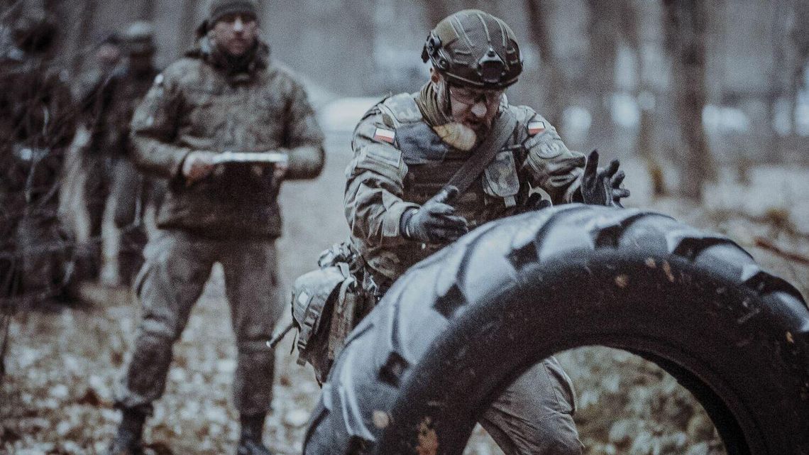 Tor przeszkód, noc w lesie i łamigłówki. Tak się wybiera najlepszego dowódcę WOT. Zdjęcia