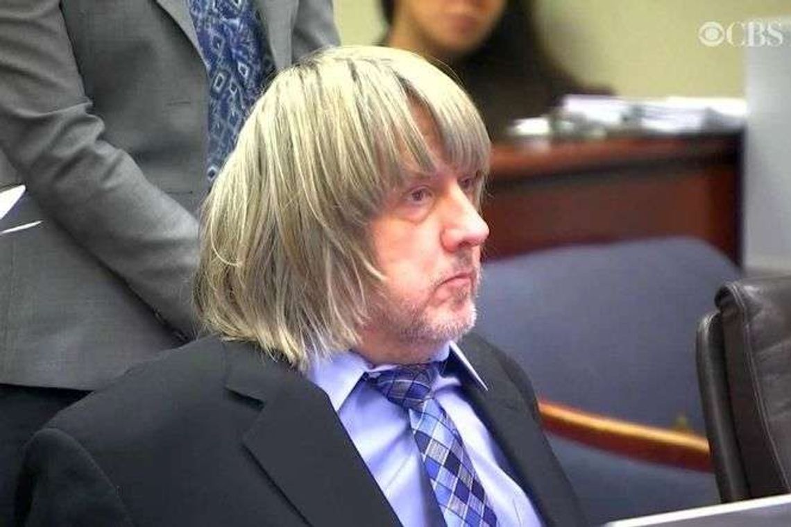 Torturowali i głodzili skute łańcuchami własne dzieci