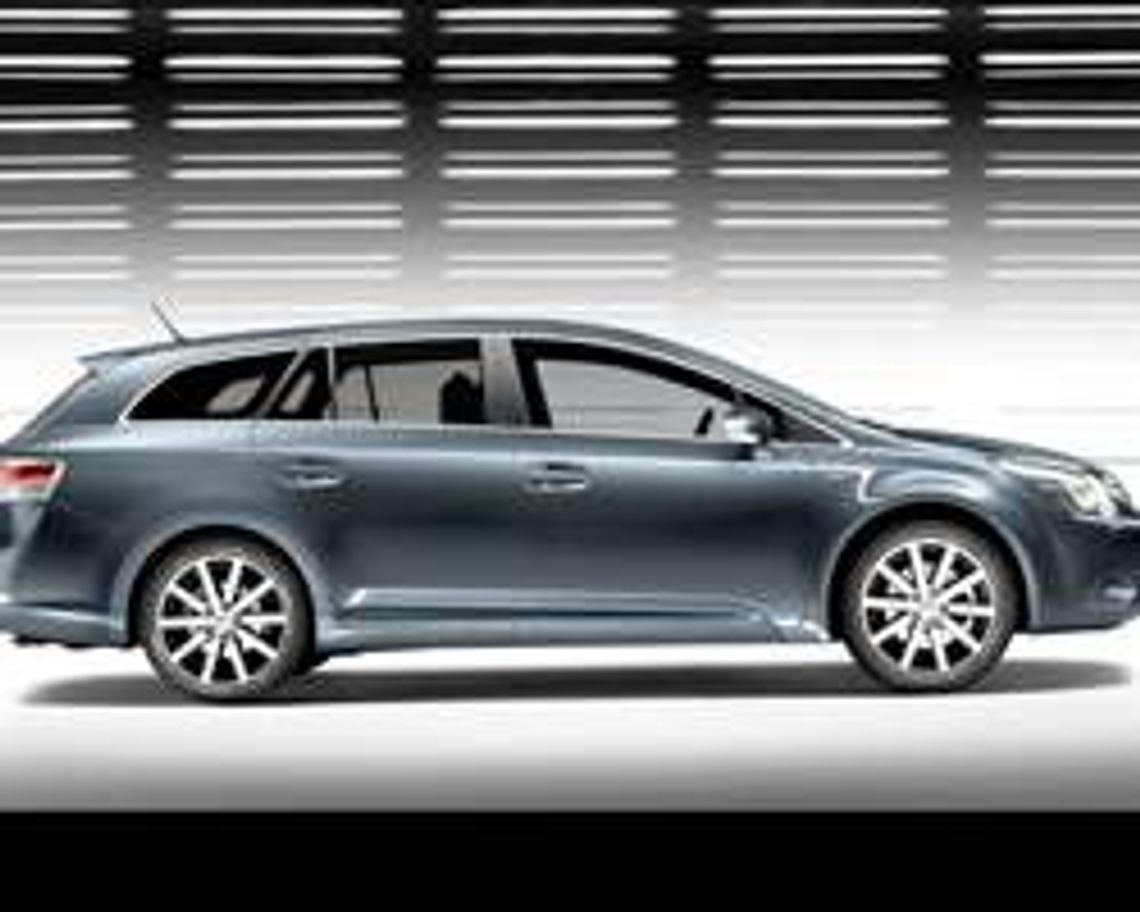 Toyota avensis (nr 24) - 47 głosów