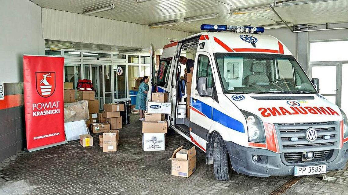 Trafi na front. Karetka pogotowia wyjechała już z Kraśnika na Ukrainę