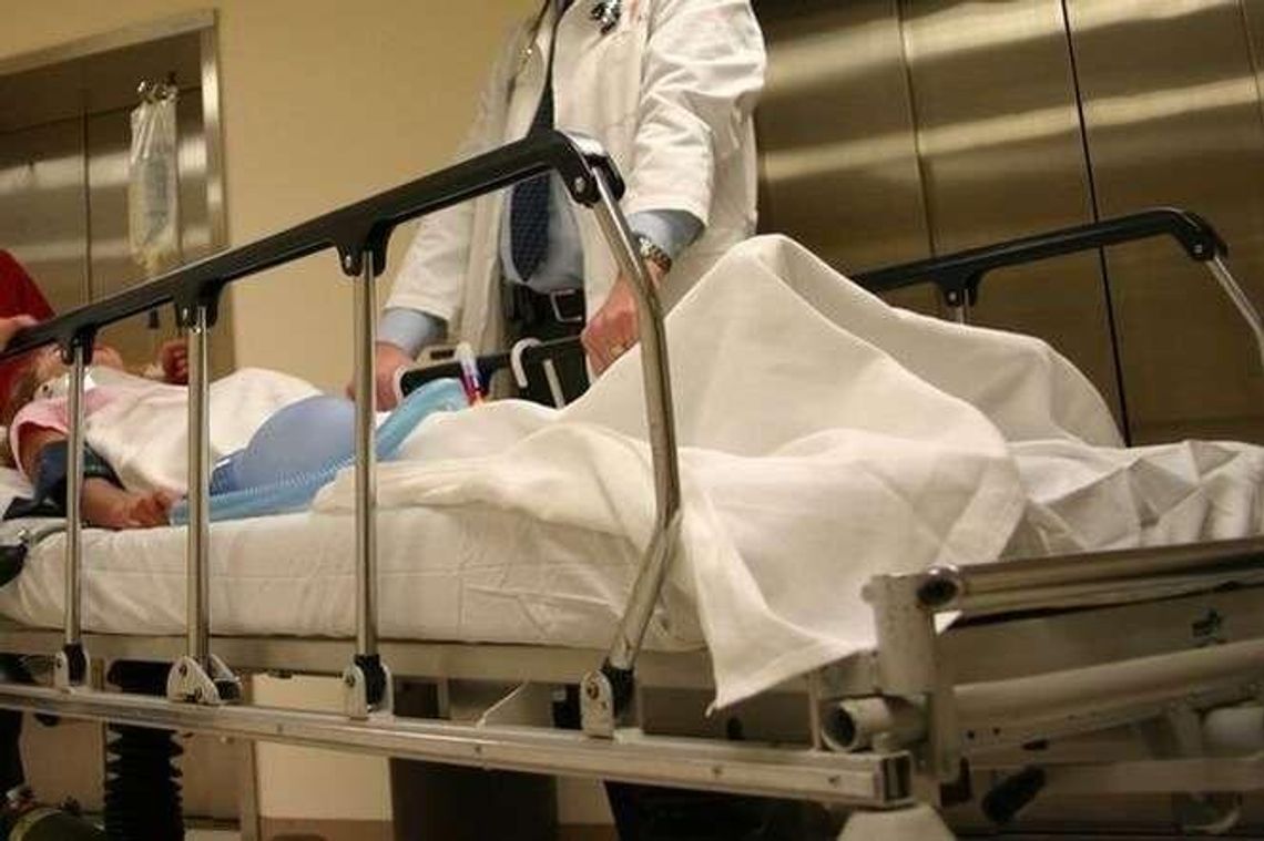 Trafili do szpitala po dopalaczach. Zatrzymano 19-latka, który miał je sprzedać