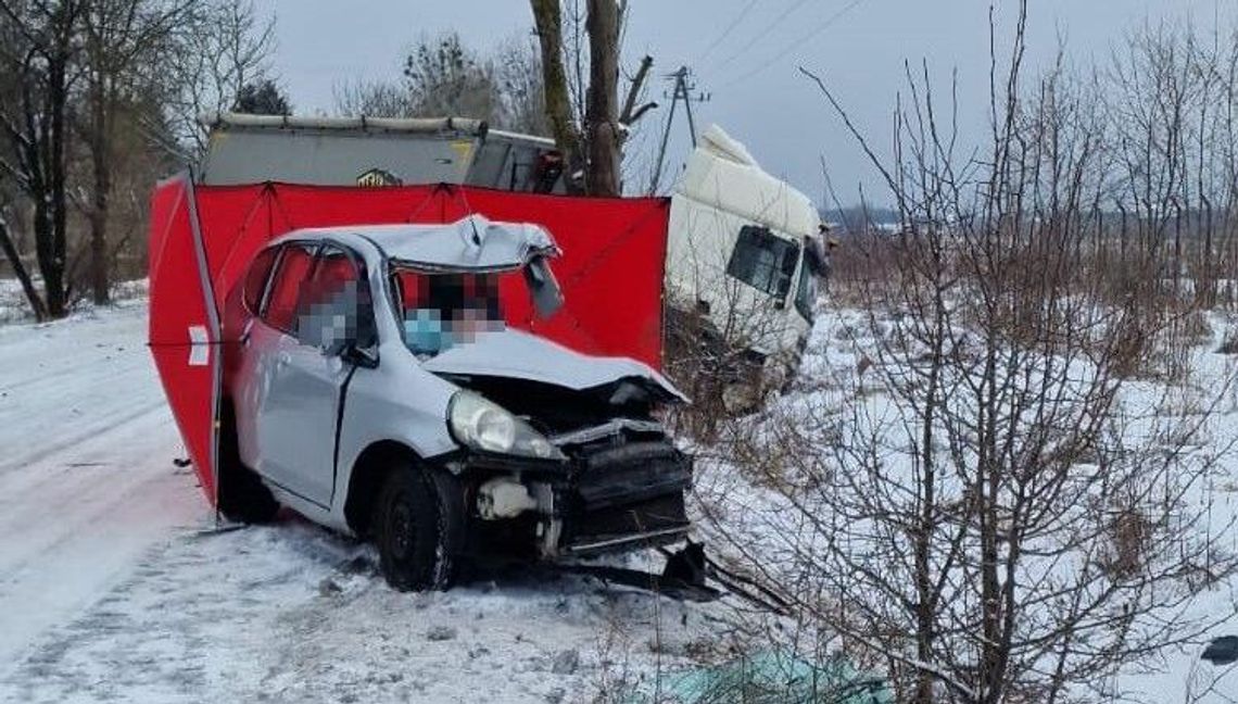 Tragedia na drodze pod Terespolem. Nie żyje 19-latek