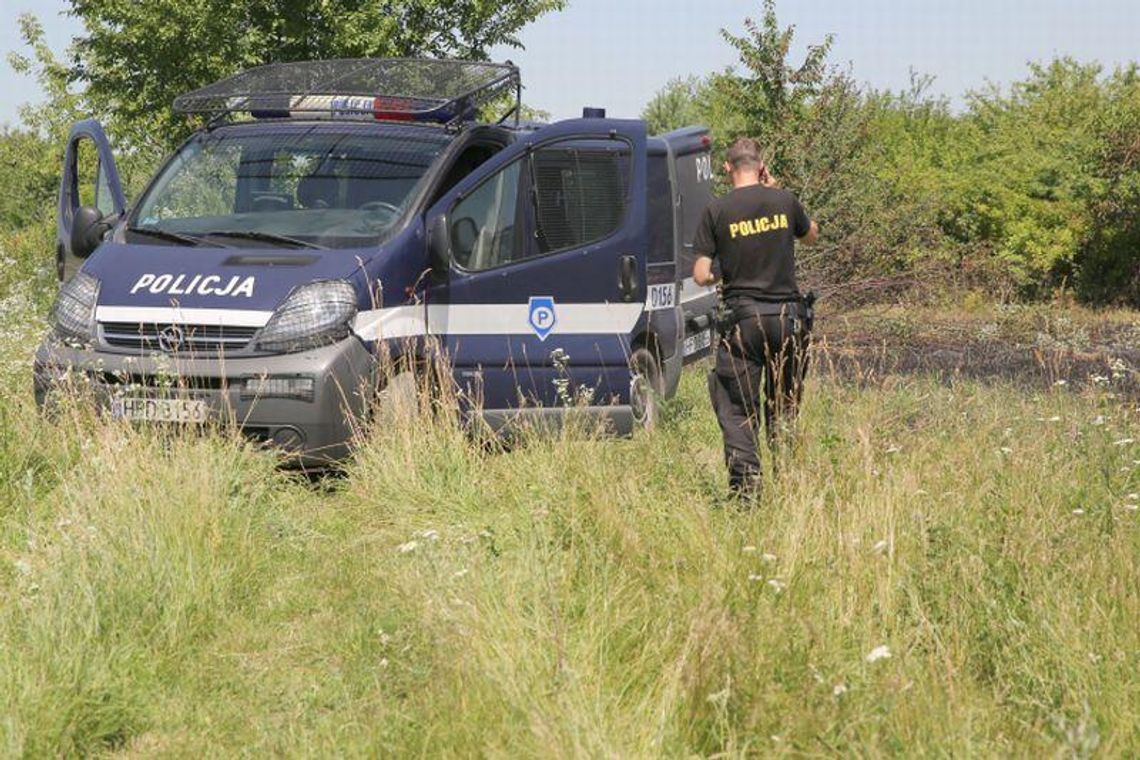 Tragedia na działce: Zginęła kobieta, mężczyzna ciężko poparzony Tragedia na działce: Zginęła kobieta, mężczyzna ciężko poparzony