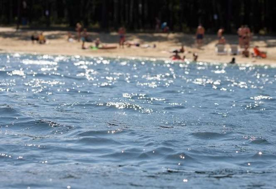 Tragedia nad Piasecznem. Poszedł popływać i już nie wrócił Tragedia nad Piasecznem. Poszedł popływać i już nie wrócił