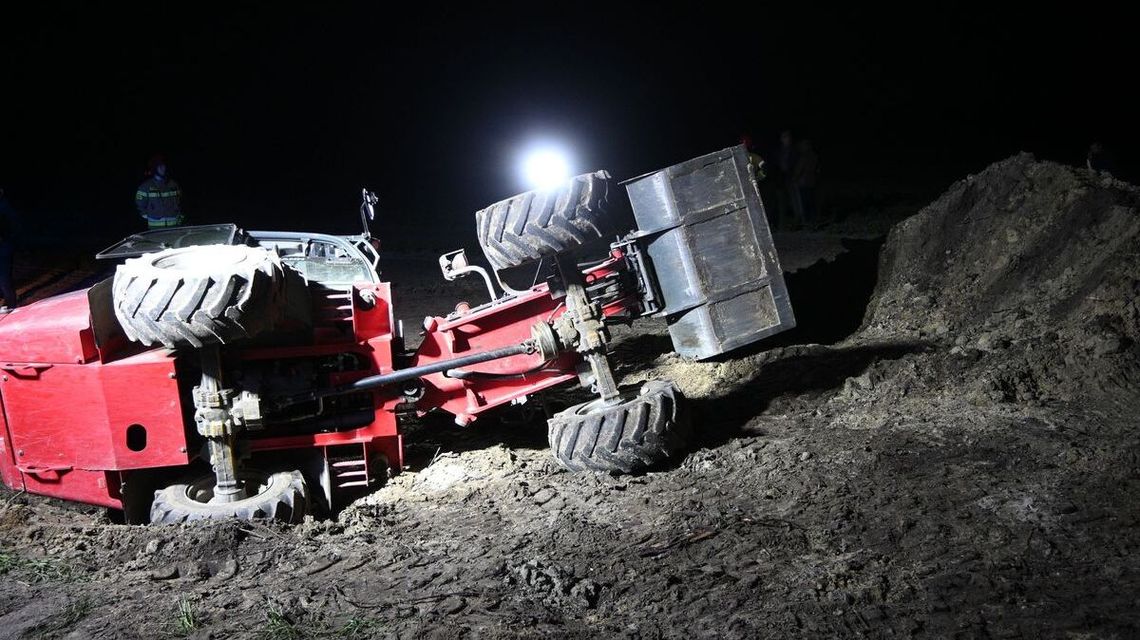 Tragedia w łukowskim. Mężczyzna zginął podczas załadunku ziemi