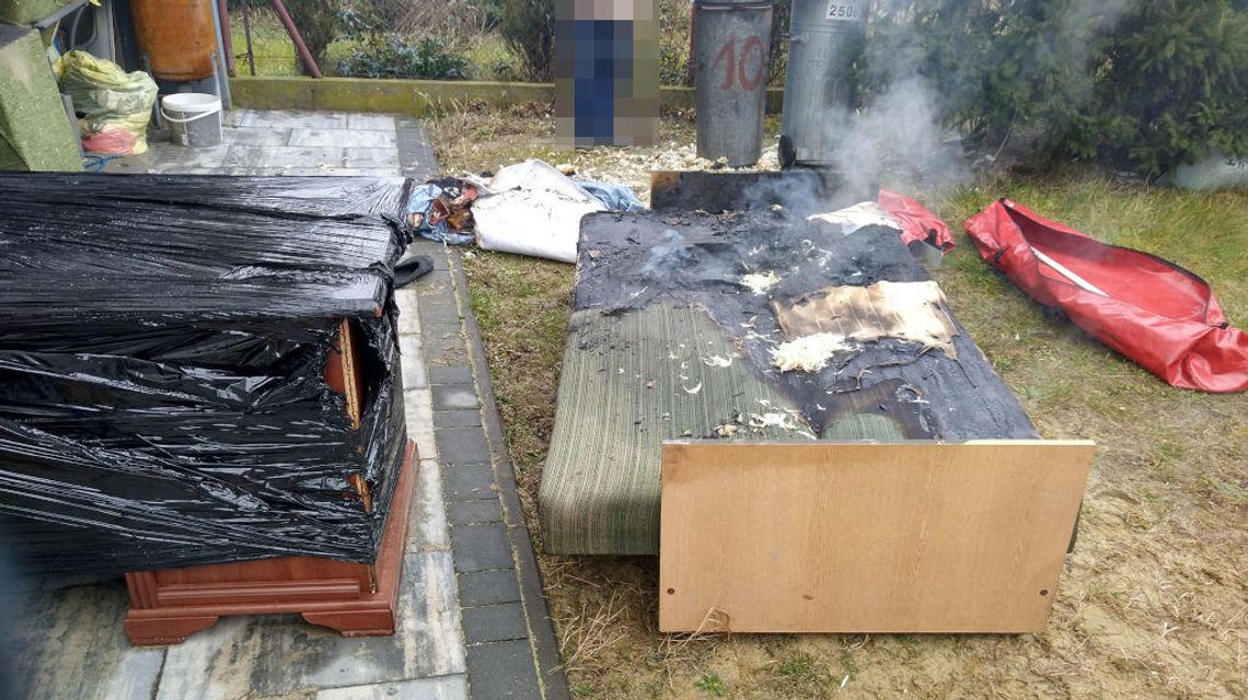 Tragiczny pożar w Lubartowie. W mieszkaniu znaleziono nieprzytomnego mężczyznę 