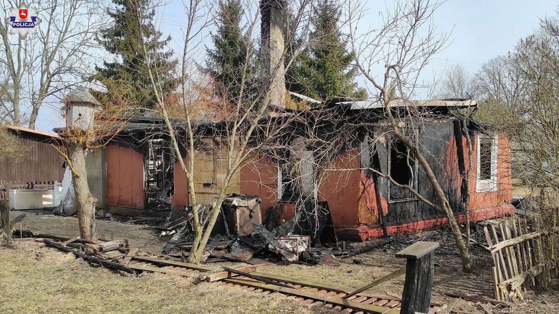 Tragiczny pożar w powiecie bialskim. Jedna osoba nie żyje [zdjęcia]